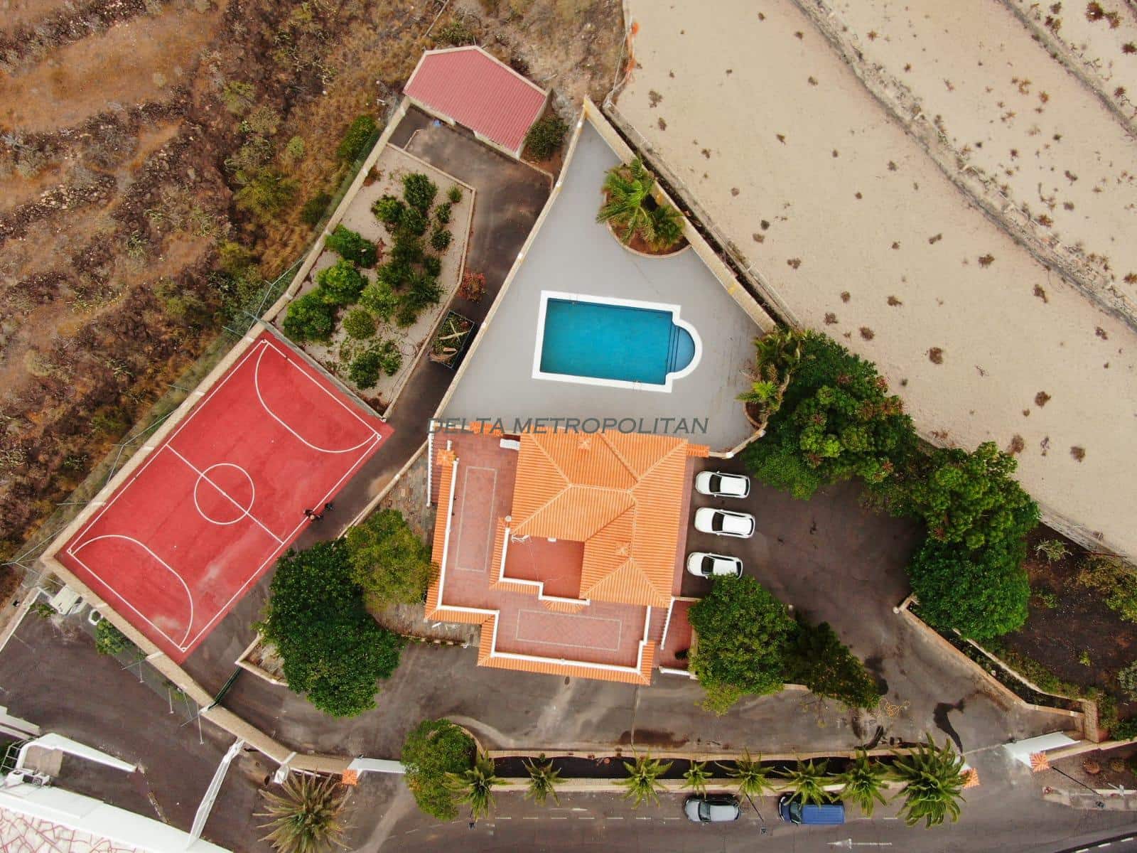 4 soveværelse Villa til salg i Las Zocas med swimmingpool garage - € 1.280.000 (Ref: 7860290)