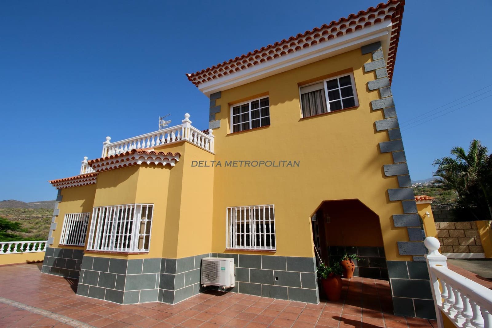 4 soveværelse Villa til salg i Las Zocas med swimmingpool garage - € 1.280.000 (Ref: 7860290)