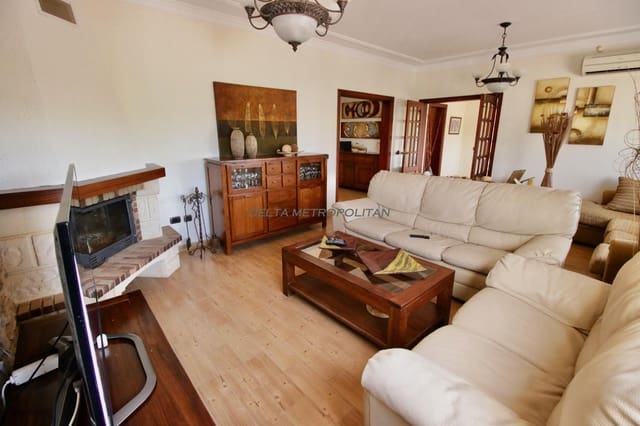 4 chambre Villa/Maison à vendre à Las Zocas, San Miguel de Abona avec piscine garage - 1 280 000 € (Ref: 7860290)