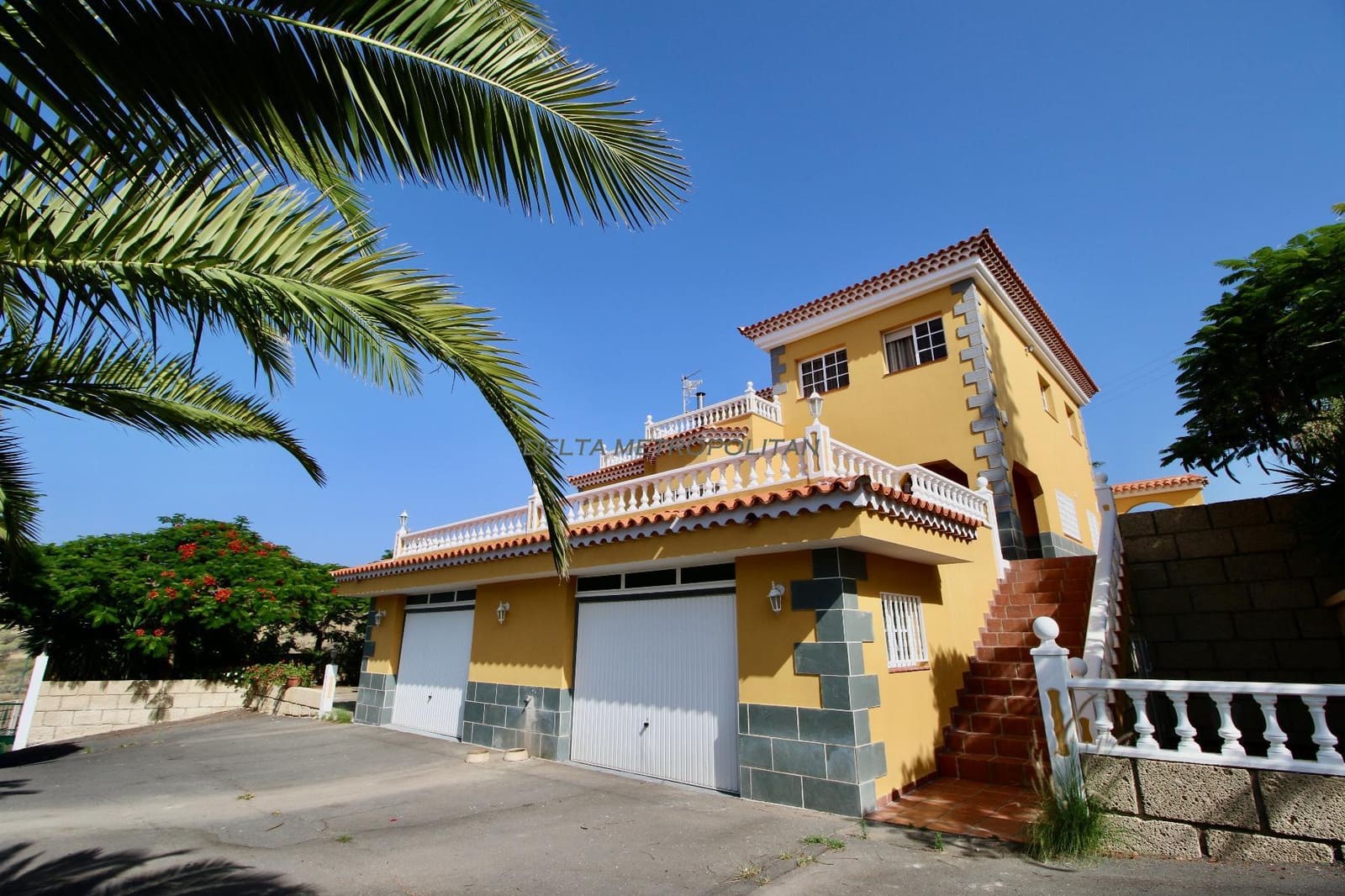 4 soveværelse Villa til salg i Las Zocas med swimmingpool garage - € 1.280.000 (Ref: 7860290)