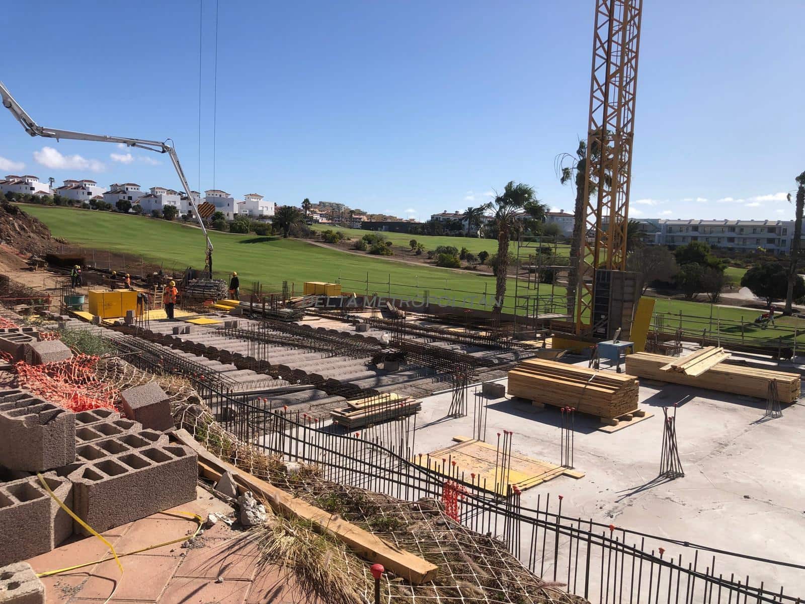 2 soveværelse Lejlighed til salg i Amarilla Golf med swimmingpool garage - € 430.000 (Ref: 8589452)