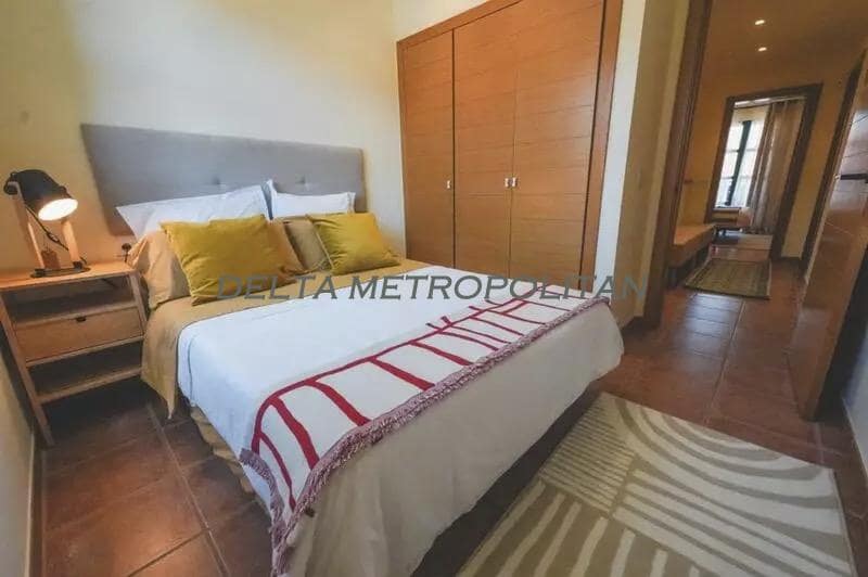 3 sypialnia Willa na sprzedaż w San Miguel de Abona z basenem garażem - 460 000 € (Ref: 8590101)