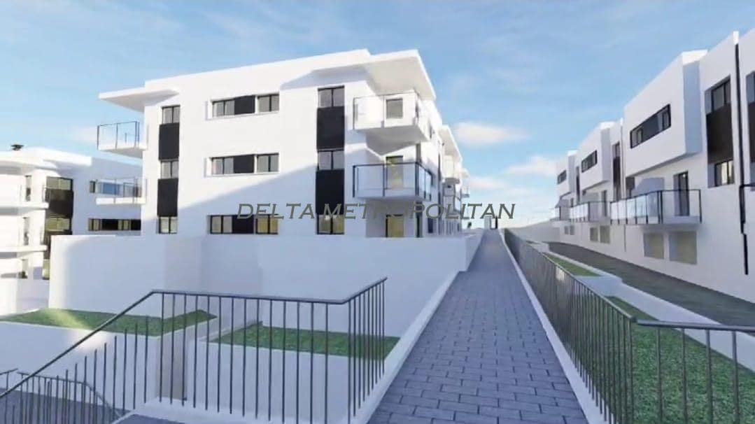 3 soveværelse Villa til salg i Llano del Camello med swimmingpool garage - € 435.000 (Ref: 8590108)