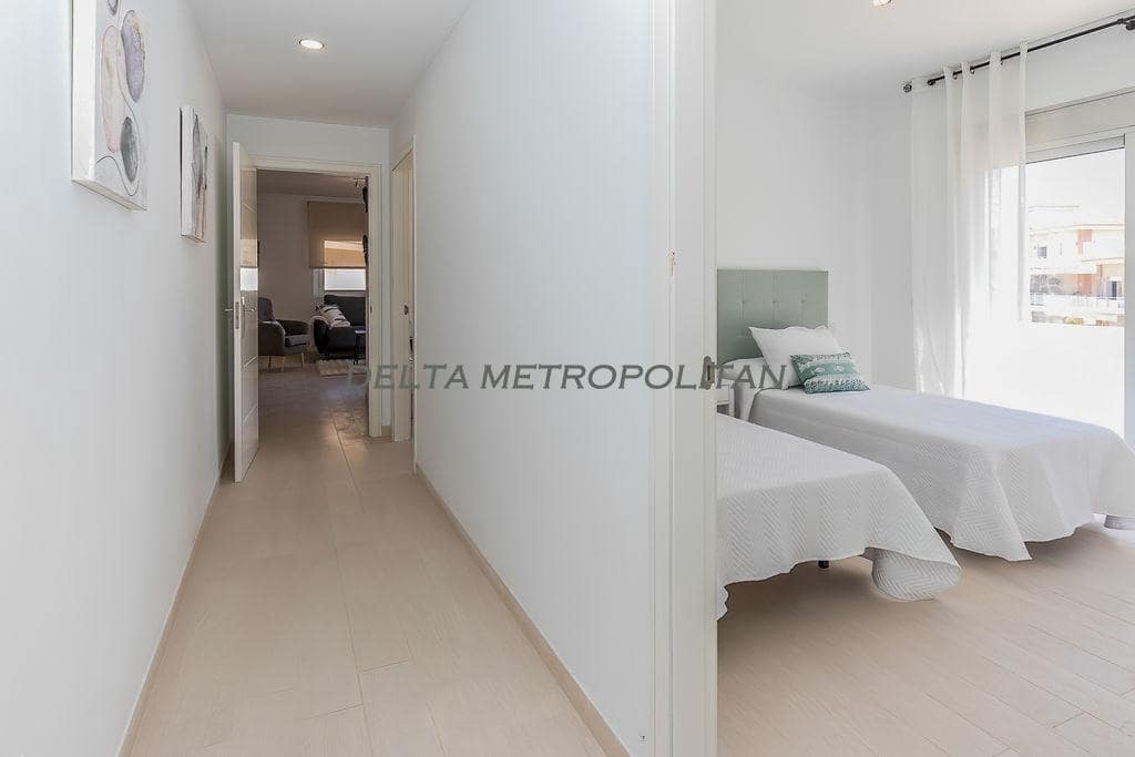 3 sypialnia Apartament na sprzedaż w San Miguel de Abona z basenem garażem - 314 500 € (Ref: 8777505)