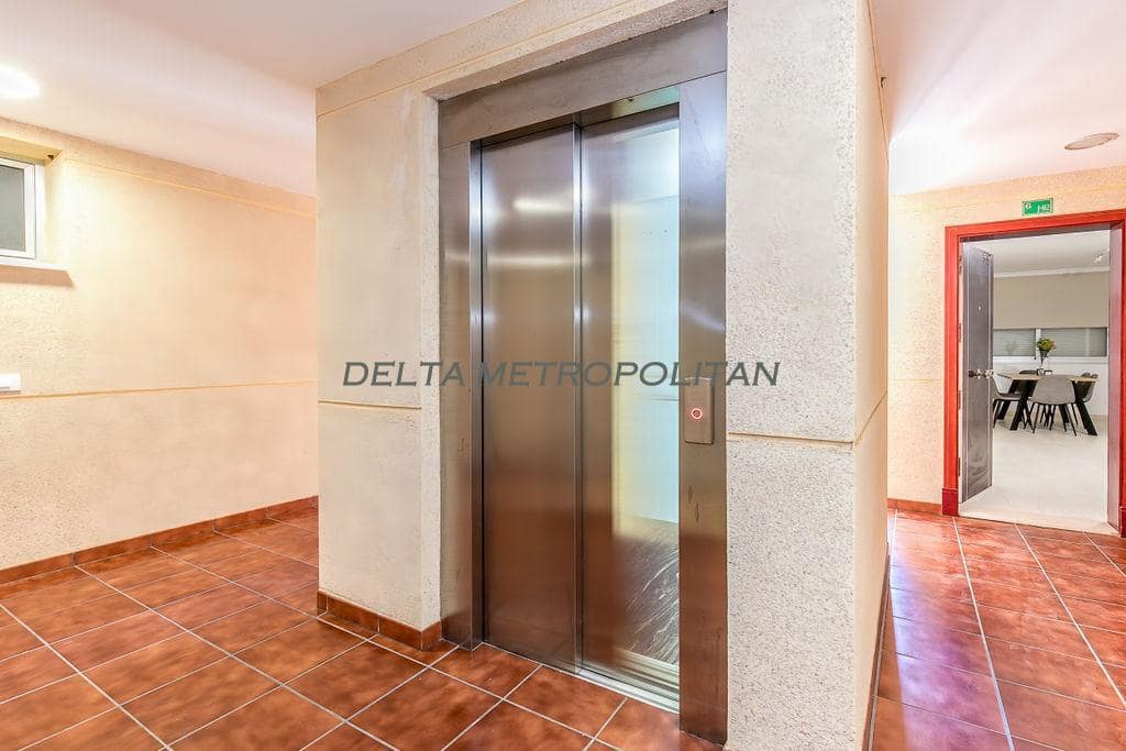 3 sypialnia Apartament na sprzedaż w San Miguel de Abona z basenem garażem - 314 500 € (Ref: 8777505)