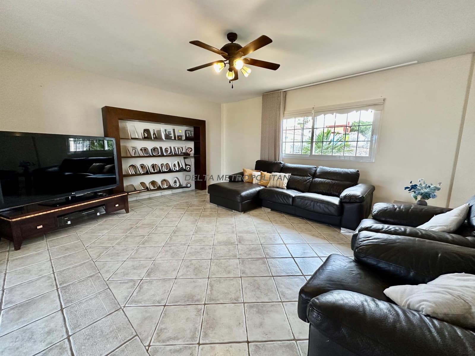 4 soveværelse Villa til salg i Golf del Sur med swimmingpool garage - € 1.600.000 (Ref: 8830415)