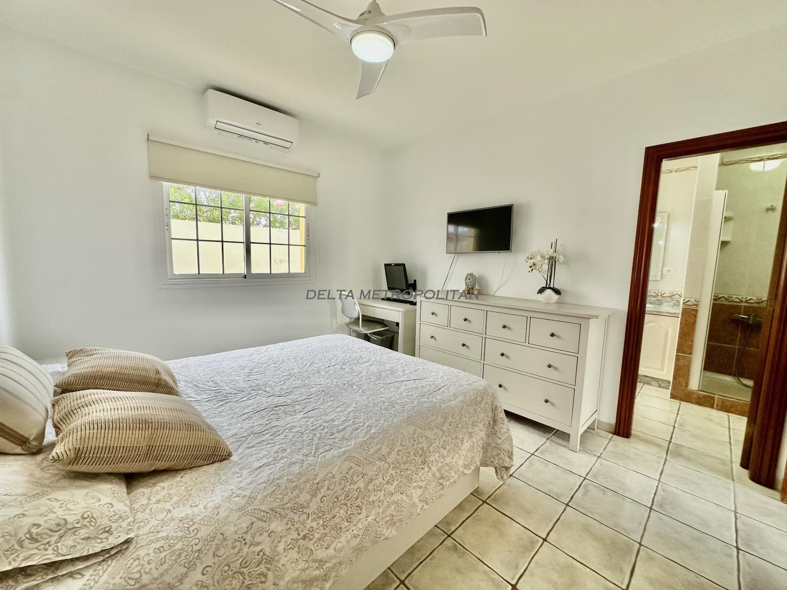 4 soveværelse Villa til salg i Golf del Sur med swimmingpool garage - € 1.600.000 (Ref: 8830415)