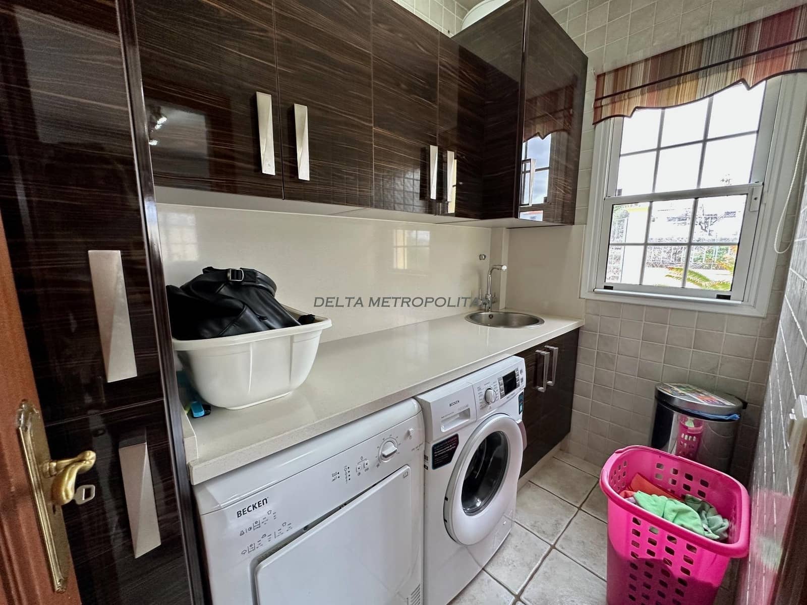 4 soveværelse Villa til salg i Golf del Sur med swimmingpool garage - € 1.600.000 (Ref: 8830415)