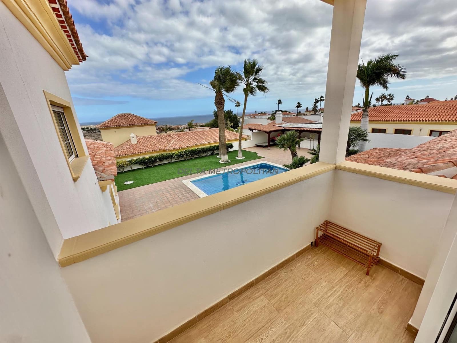 4 soveværelse Villa til salg i Golf del Sur med swimmingpool garage - € 1.600.000 (Ref: 8830415)