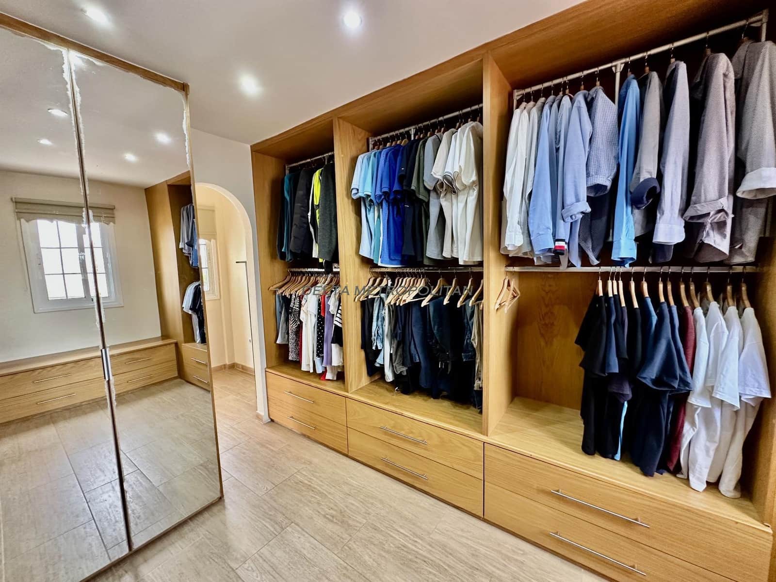 4 soveværelse Villa til salg i Golf del Sur med swimmingpool garage - € 1.600.000 (Ref: 8830415)