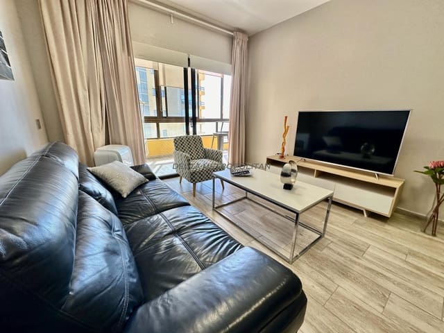 1 makuuhuone Huoneisto vuokrattavana paikassa San Miguel de Abona mukana uima-altaan 
autotalli - 1 350 € (Ref: 8912394)