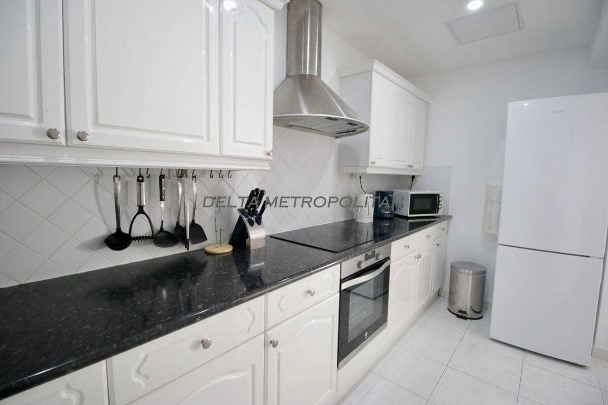 3 quarto Moradia Geminada para arrendamento para férias em San Miguel de Abona com piscina - 2 500 € (Ref: 8948176)