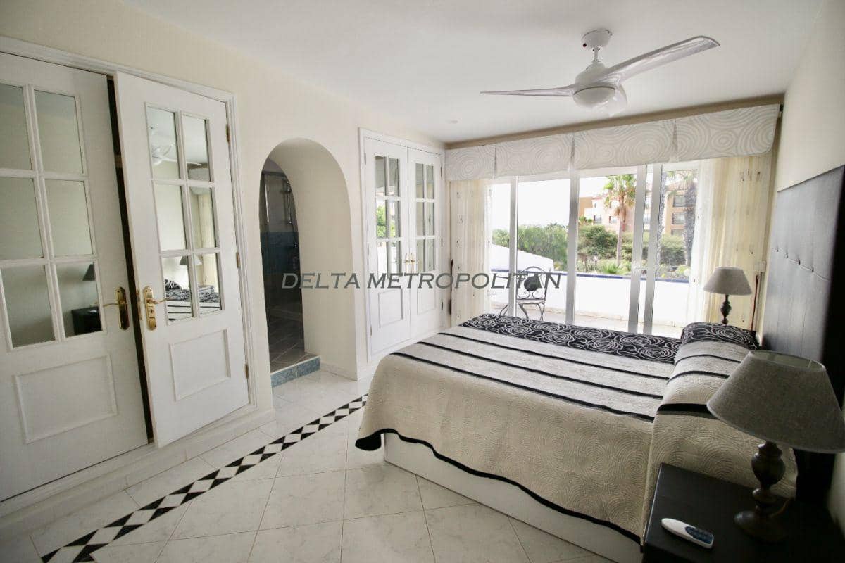 3 quarto Moradia Geminada para arrendamento para férias em San Miguel de Abona com piscina - 2 500 € (Ref: 8948176)