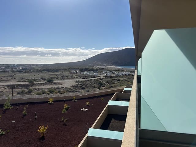 2 quarto Apartamento para venda em La Tejita, Granadilla de Abona com piscina garagem - 620 000 € (Ref: 8981779)