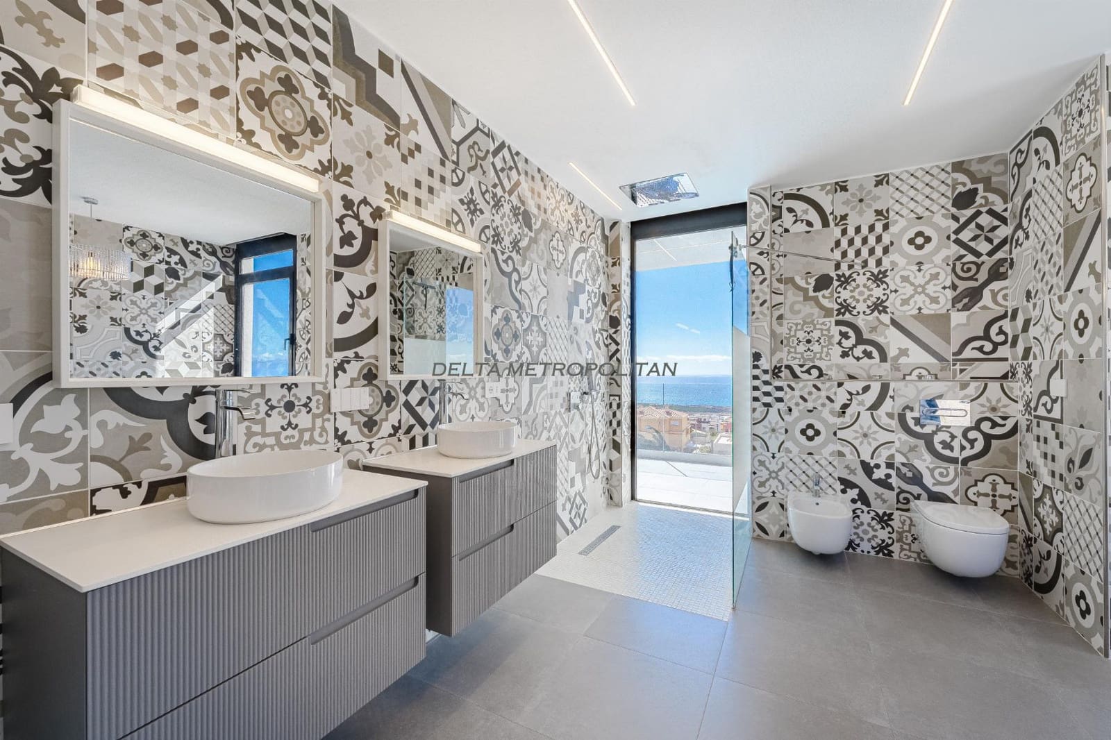 5 soveværelse Villa til salg i Armenime med swimmingpool garage - € 3.299.000 (Ref: 9126298)