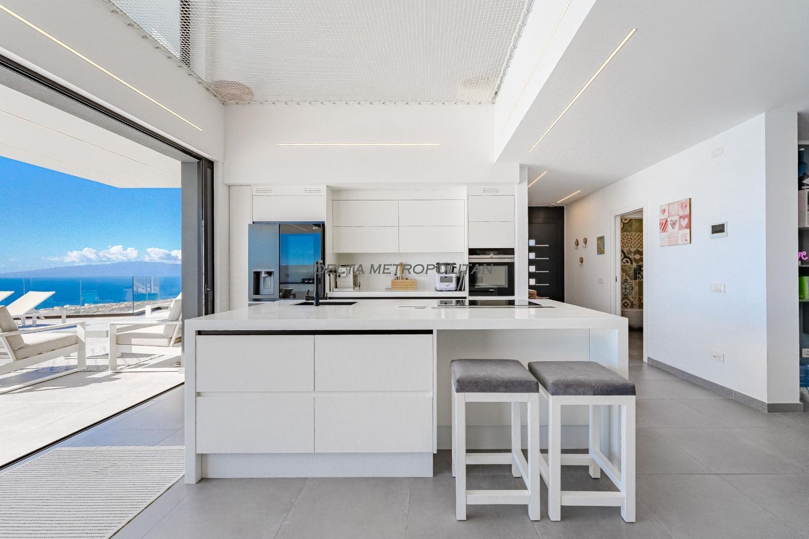 5 soveværelse Villa til salg i Armenime med swimmingpool garage - € 3.299.000 (Ref: 9126298)