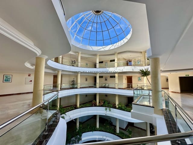 2 sypialnia Apartament na sprzedaż w Golf del Sur, San Miguel de Abona z basenem garażem - 595 000 € (Ref: 9136363)