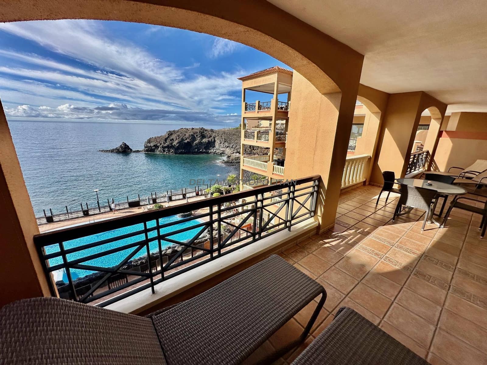 2 sovrum Lägenhet till salu i Golf del Sur med pool garage - 595 000 € (Ref: 9136363)