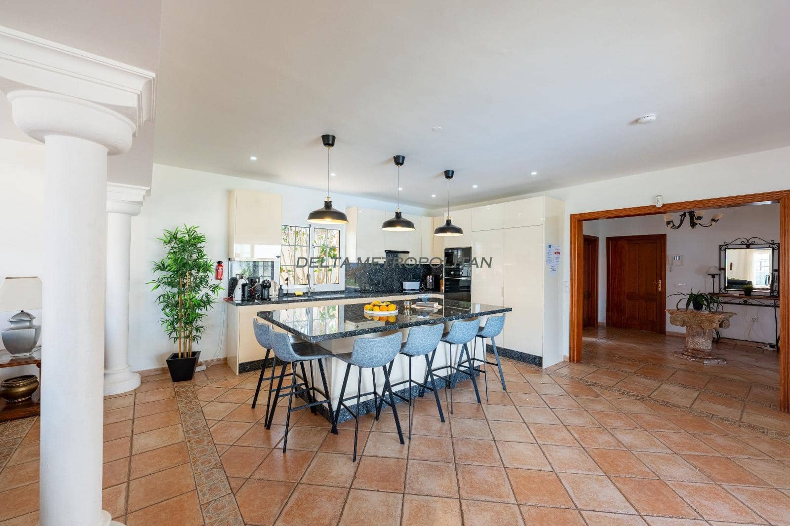 7 bedroom Villa for sale in Golf del Sur with pool garage - € 1,800,000 (Ref: 9195049)