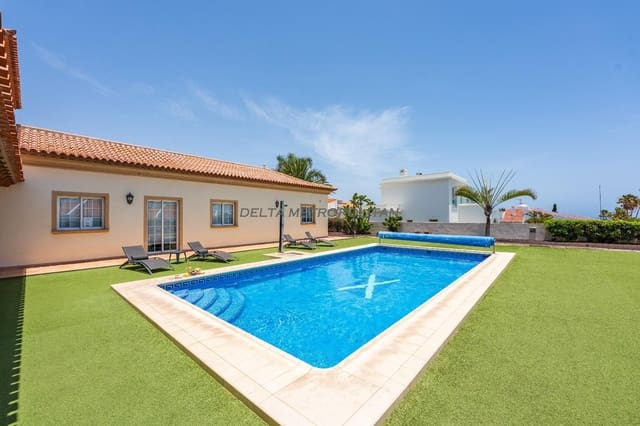 Chalet de 7 habitaciones en Golf del Sur, San Miguel de Abona en venta con piscina garaje - 1.800.000 € (Ref: 9195049)