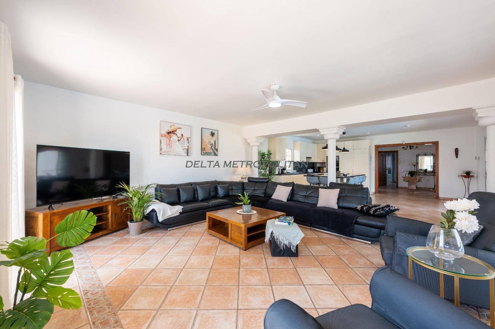 7 soverom Villa til salgs i Golf del Sur med svømmebasseng garasje - € 1 800 000 (Ref: 9195049)