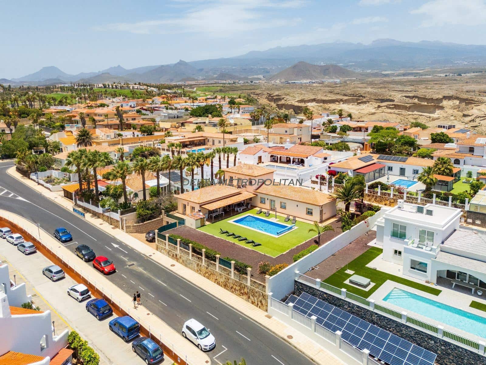 7 soverom Villa til salgs i Golf del Sur med svømmebasseng garasje - € 1 800 000 (Ref: 9195049)