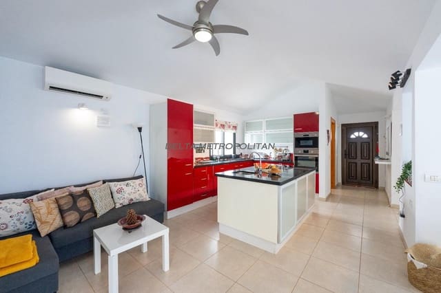 4 soveværelse Villa til salg i Amarilla Golf, San Miguel de Abona med swimmingpool garage - € 1.100.000 (Ref: 9197327)