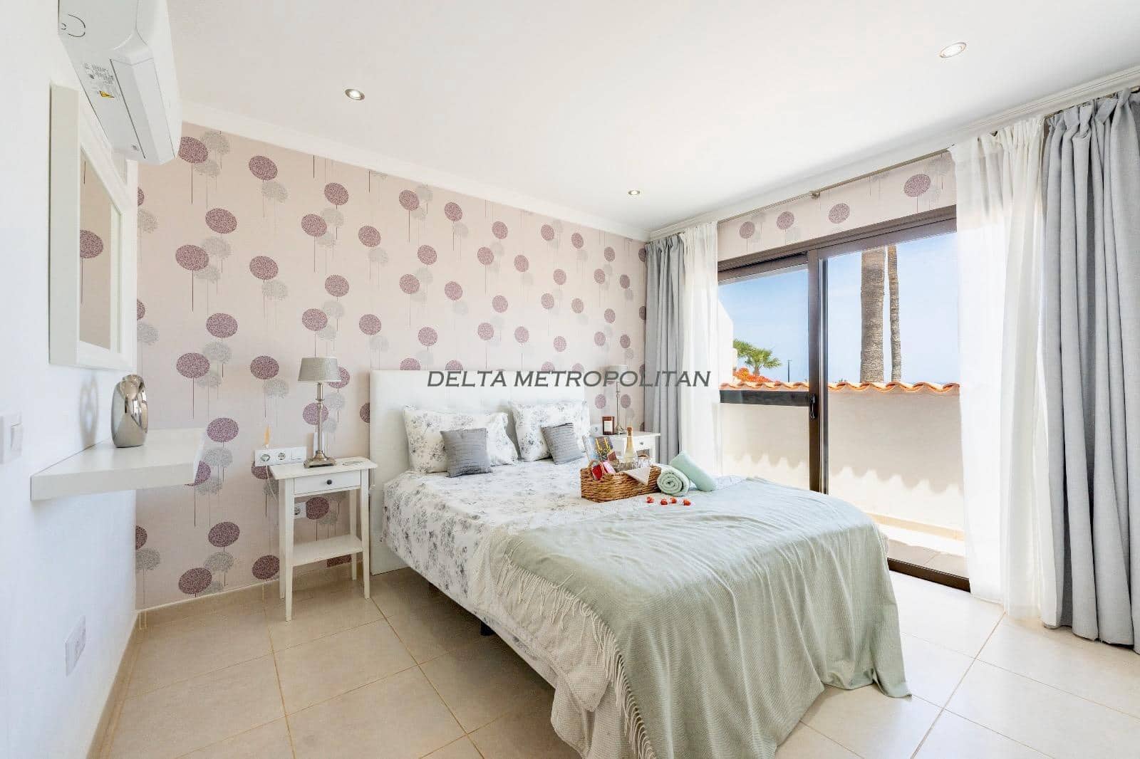 4 sypialnia Willa na sprzedaż w Amarilla Golf z basenem garażem - 1 100 000 € (Ref: 9197327)