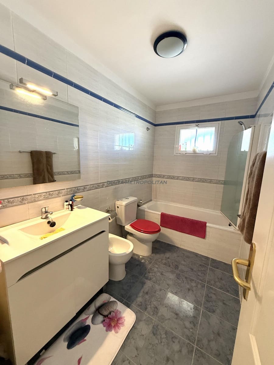 2 bedroom Apartment for sale in Golf del Sur with pool - € 325,000 (Ref: 9293869)