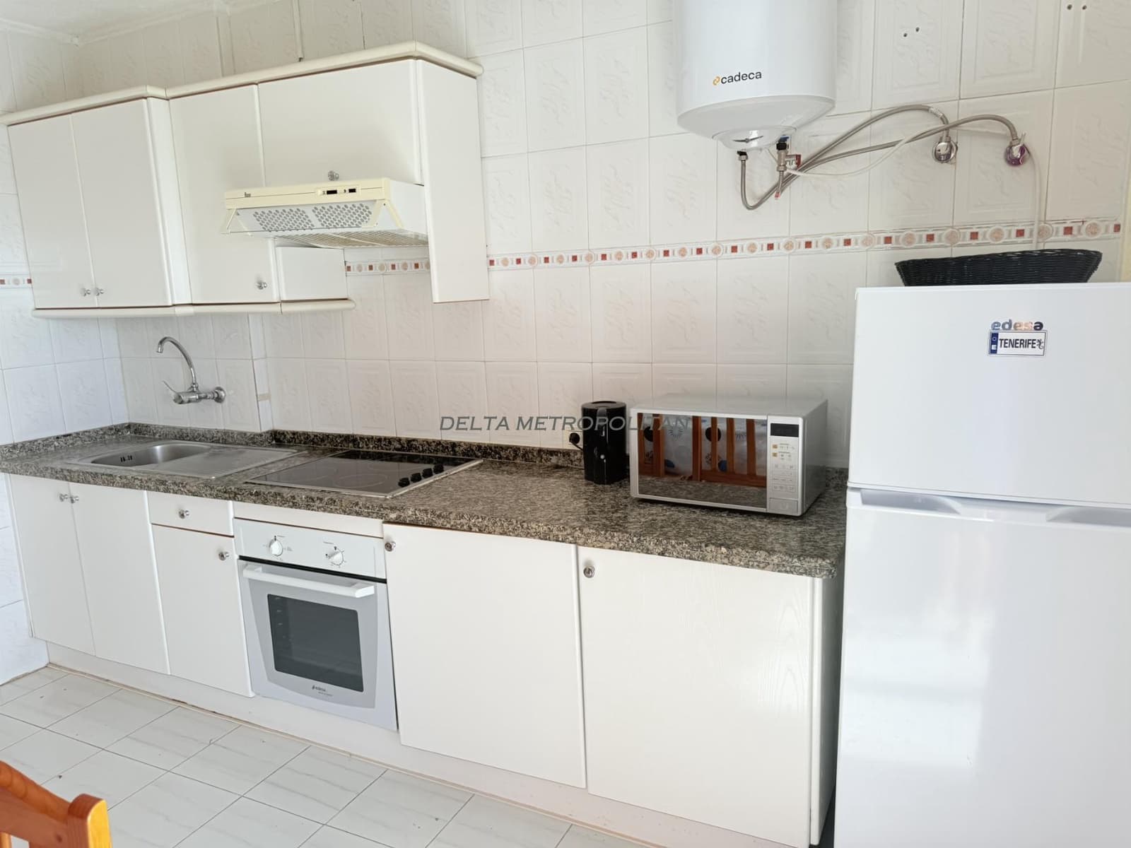 Apartamento de 1 habitación en Los Cristianos en venta con piscina - 360.000 € (Ref: 9298955)