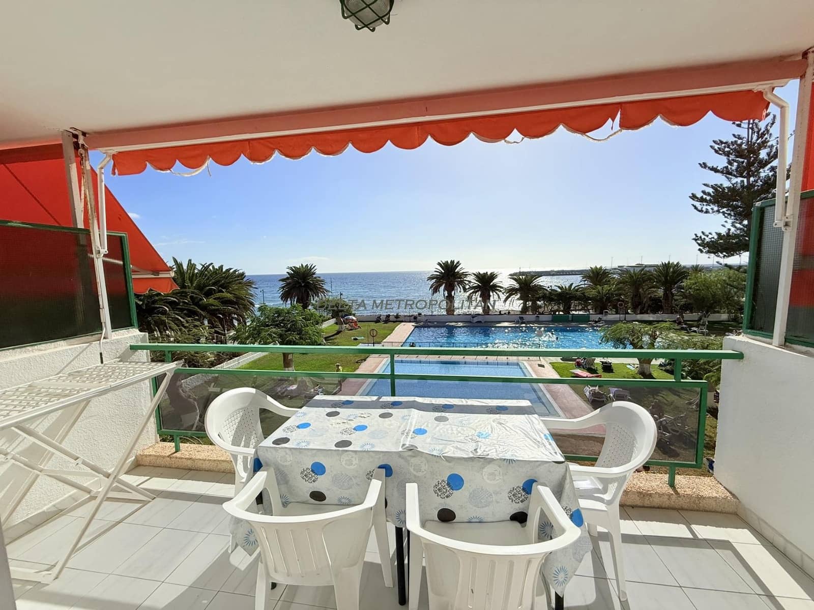 Apartamento de 1 habitación en Los Cristianos en venta con piscina - 360.000 € (Ref: 9298955)