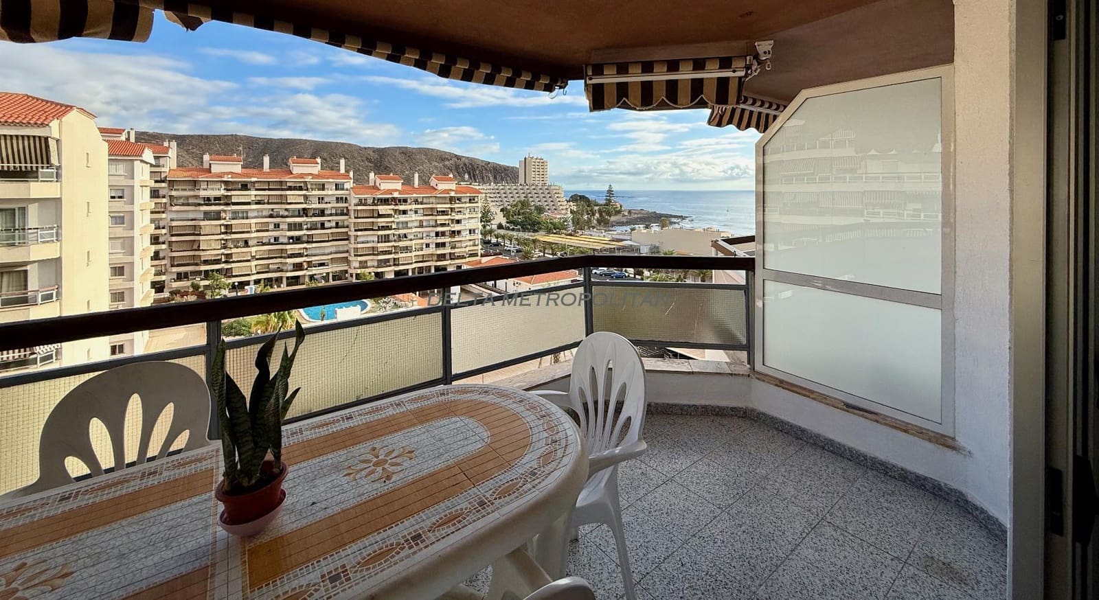 3 chambre Appartement à vendre à Los Cristianos avec piscine garage - 495 000 € (Ref: 9337109)