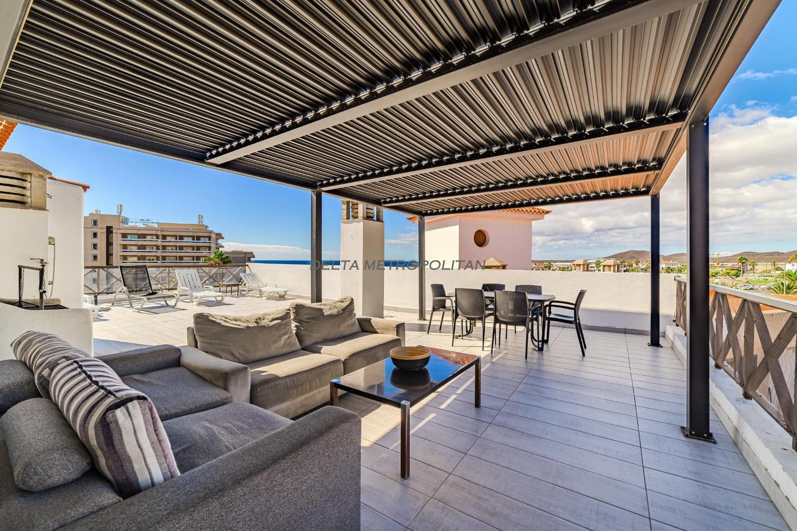 2 slaapkamer Appartement te koop in Golf del Sur met zwembad - € 460.000 (Ref: 9354502)