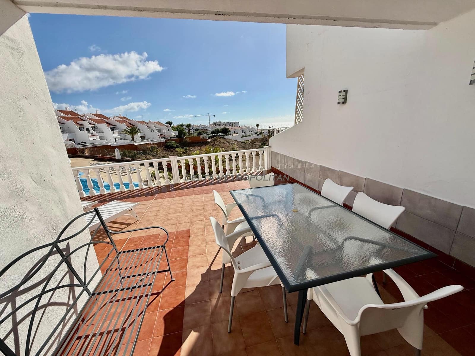 2 bedroom Apartment for sale in Golf del Sur with pool - € 289,000 (Ref: 9386691)