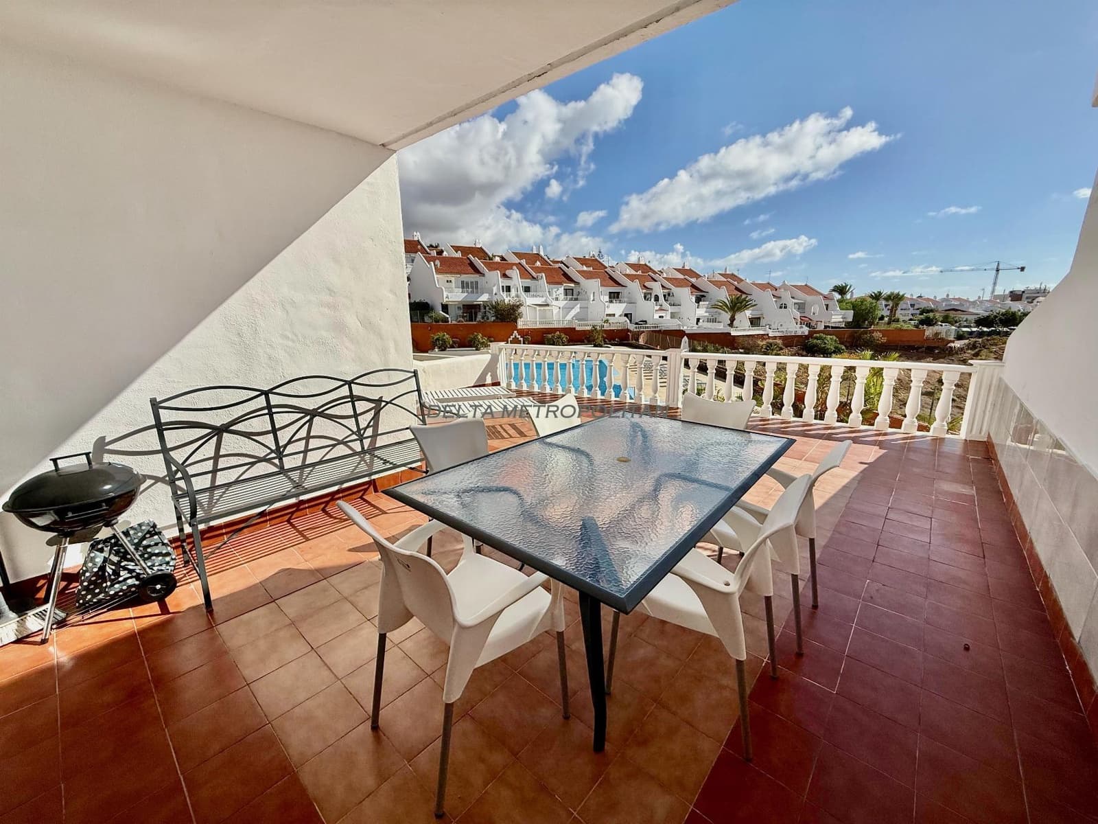 2 bedroom Apartment for sale in Golf del Sur with pool - € 289,000 (Ref: 9386691)