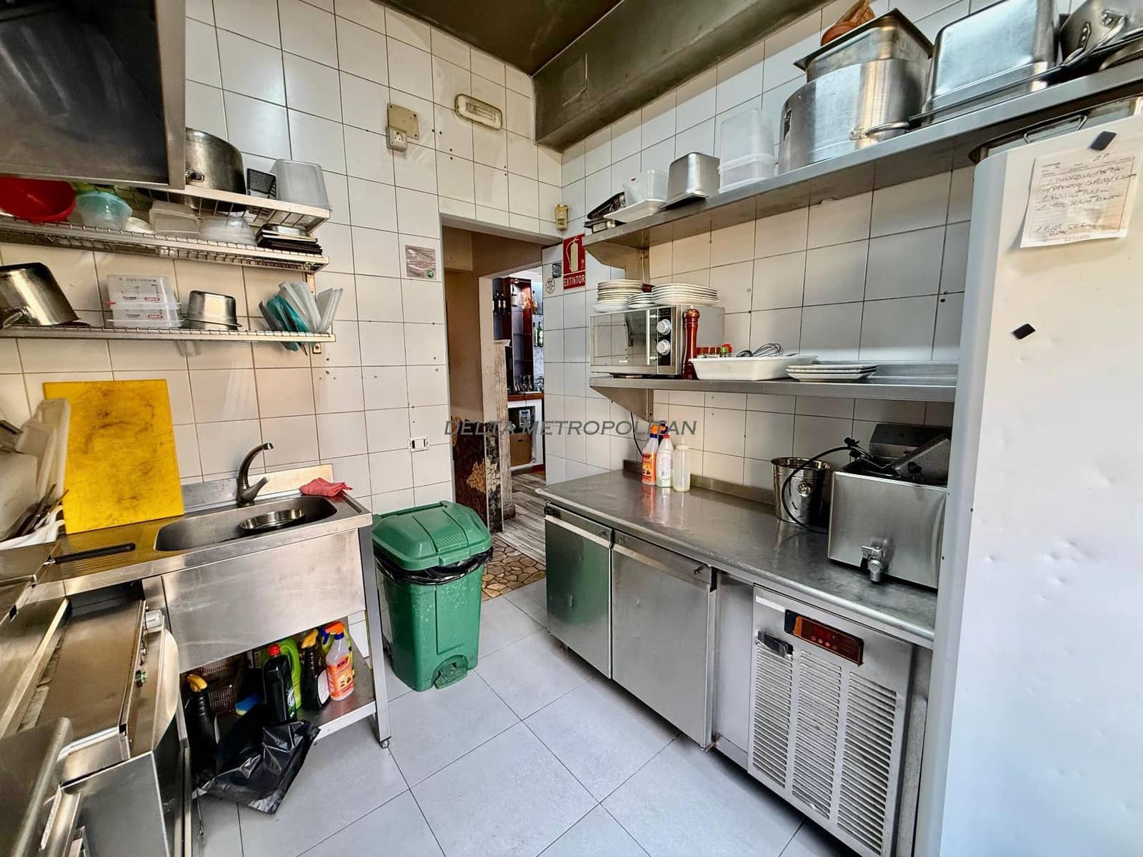 3 bedroom Commercial for sale in Golf del Sur - € 50,000 (Ref: 9412594)