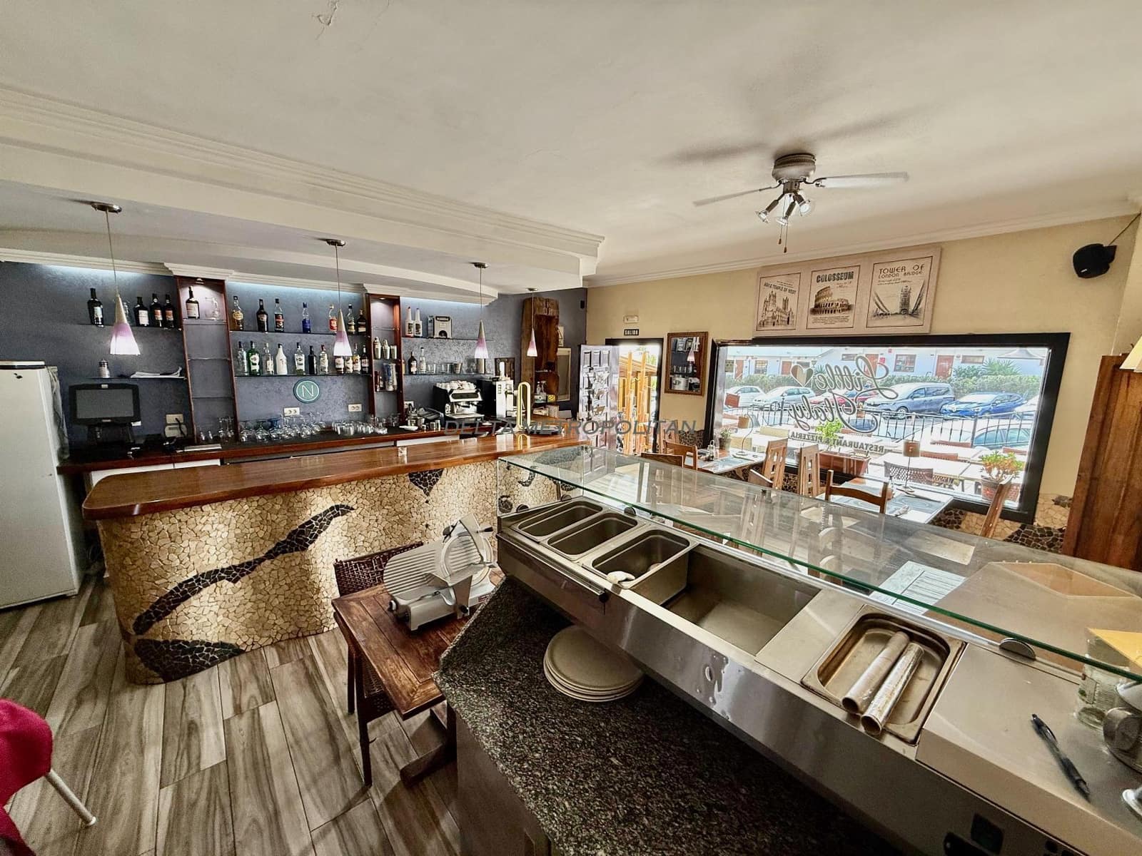 3 bedroom Commercial for sale in Golf del Sur - € 50,000 (Ref: 9412594)