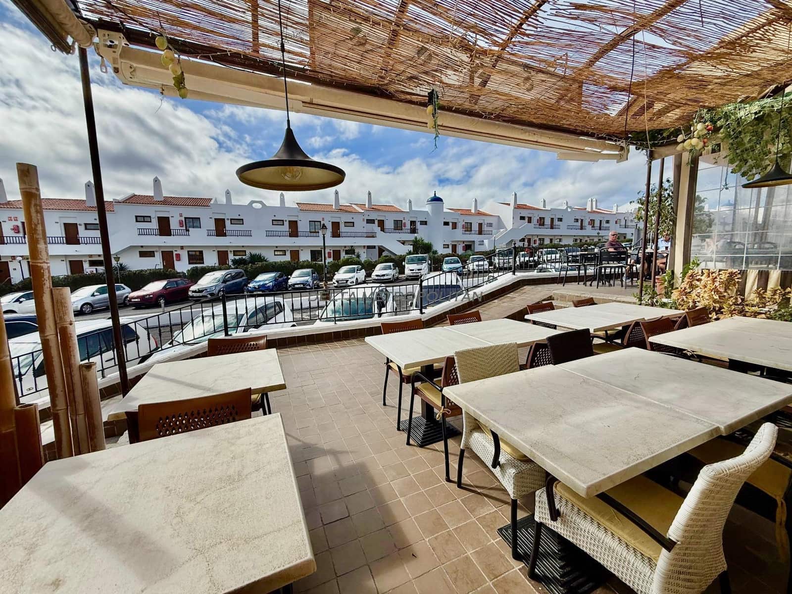 3 bedroom Commercial for sale in Golf del Sur - € 50,000 (Ref: 9412594)