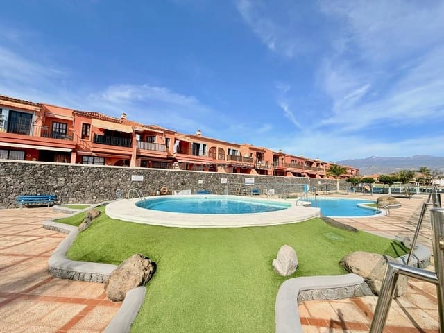 2 makuuhuone Huoneisto vuokrattavana paikassa Costa del Silencio, Arona mukana uima-altaan 
autotalli - 1 300 € (Ref: 9418805)