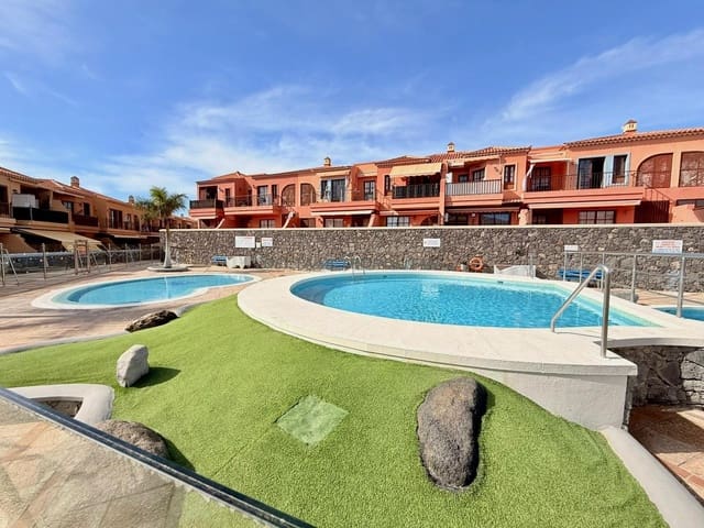 2 makuuhuone Huoneisto vuokrattavana paikassa Costa del Silencio, Arona mukana uima-altaan 
autotalli - 1 300 € (Ref: 9418805)