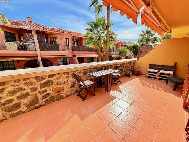 2 makuuhuone Huoneisto vuokrattavana paikassa Costa del Silencio, Arona mukana uima-altaan 
autotalli - 1 300 € (Ref: 9418805)