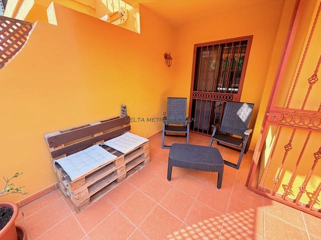 2 makuuhuone Huoneisto vuokrattavana paikassa Costa del Silencio, Arona mukana uima-altaan 
autotalli - 1 300 € (Ref: 9418805)