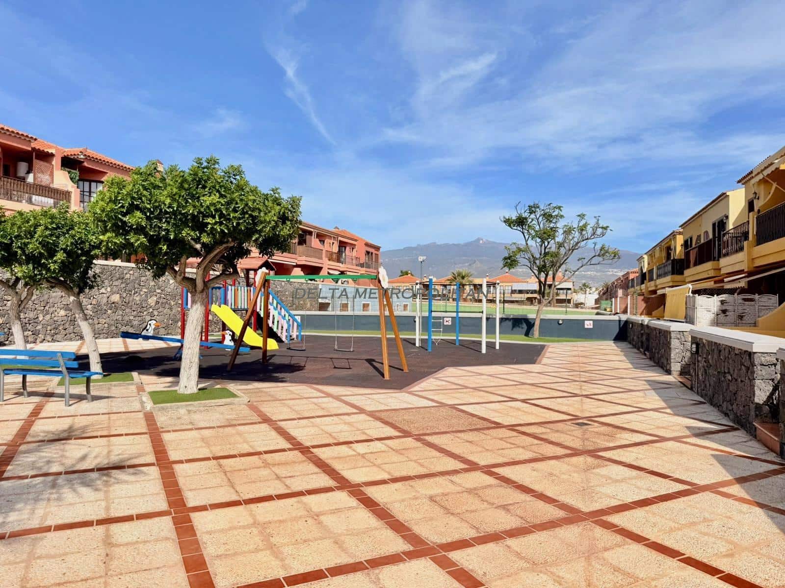 2 quarto Apartamento para arrendar em Costa del Silencio com piscina garagem - 1 300 € (Ref: 9418805)