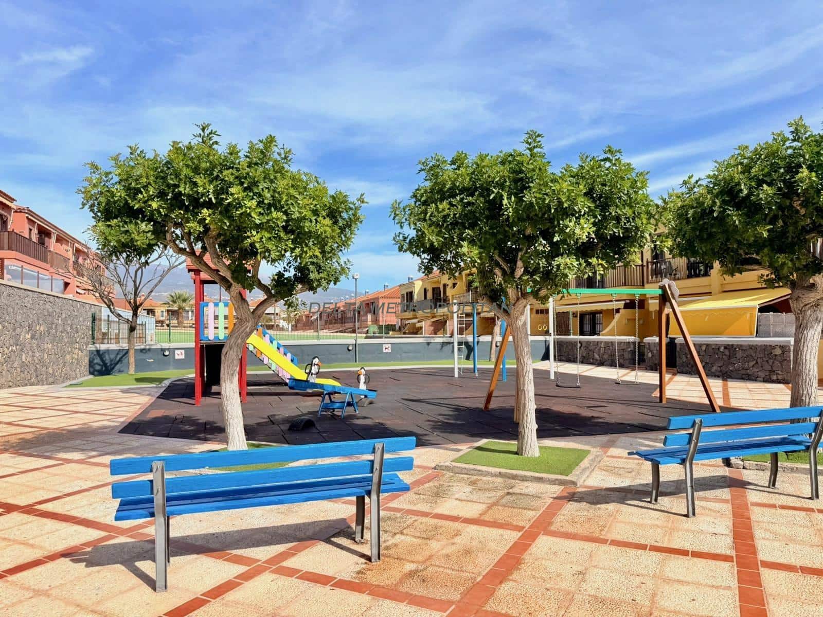 2 quarto Apartamento para arrendar em Costa del Silencio com piscina garagem - 1 300 € (Ref: 9418805)