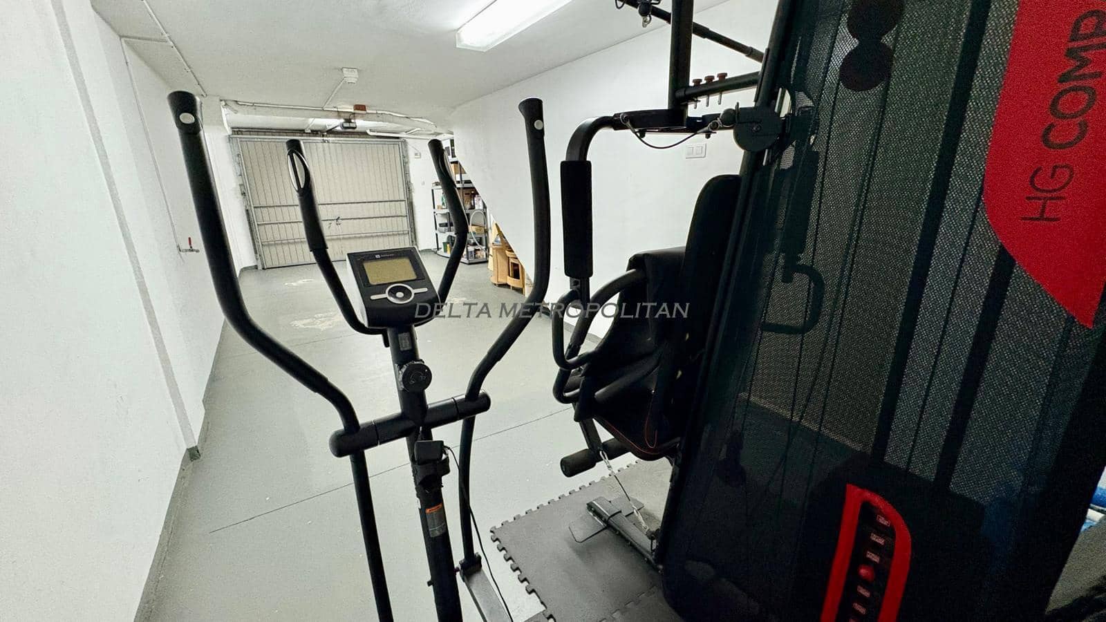 3 makuuhuone Huvila myytävänä paikassa Llano del Camello mukana uima-altaan 
autotalli - 357 000 € (Ref: 9447416)