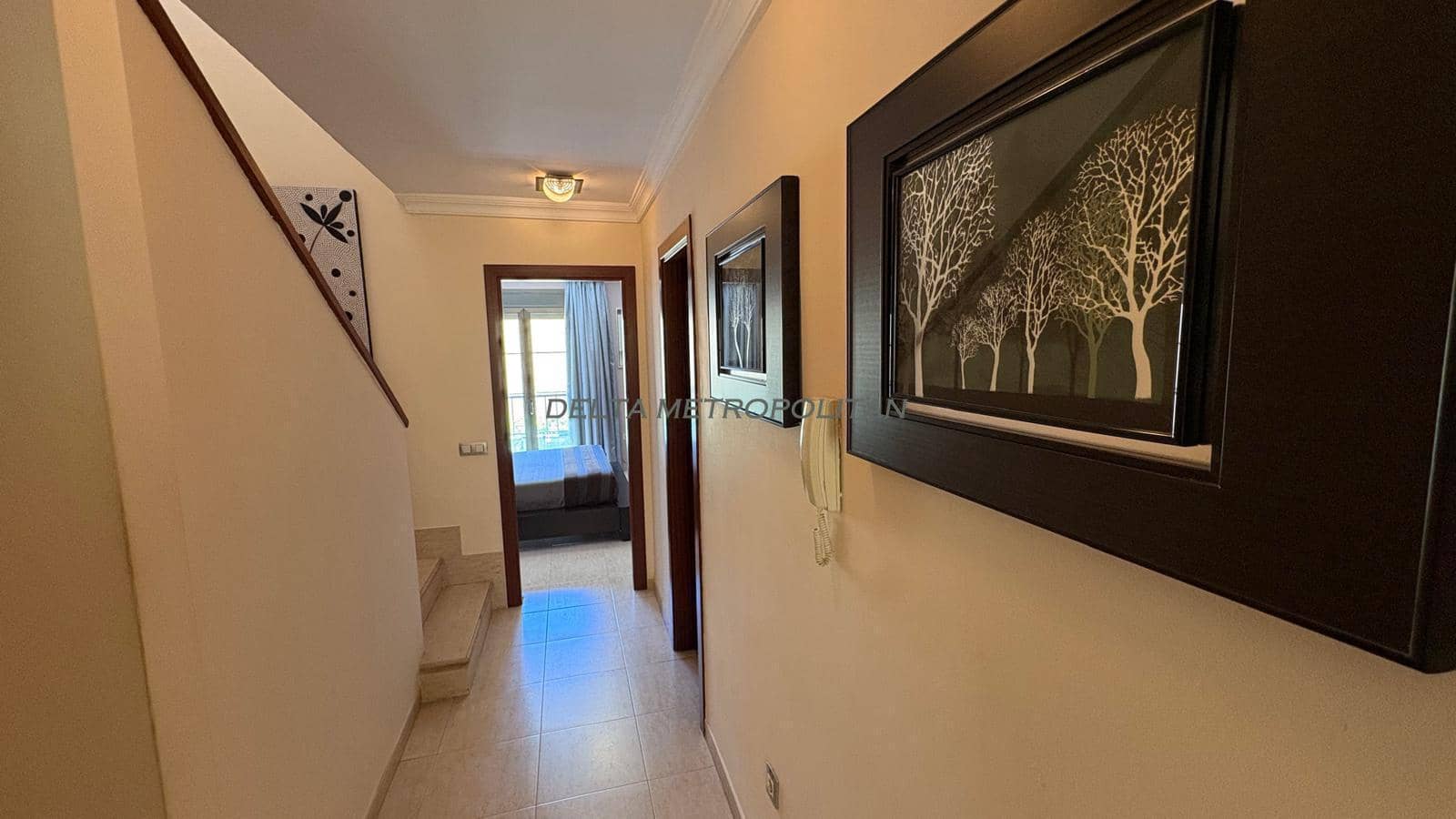 3 makuuhuone Huvila myytävänä paikassa Llano del Camello mukana uima-altaan 
autotalli - 357 000 € (Ref: 9447416)