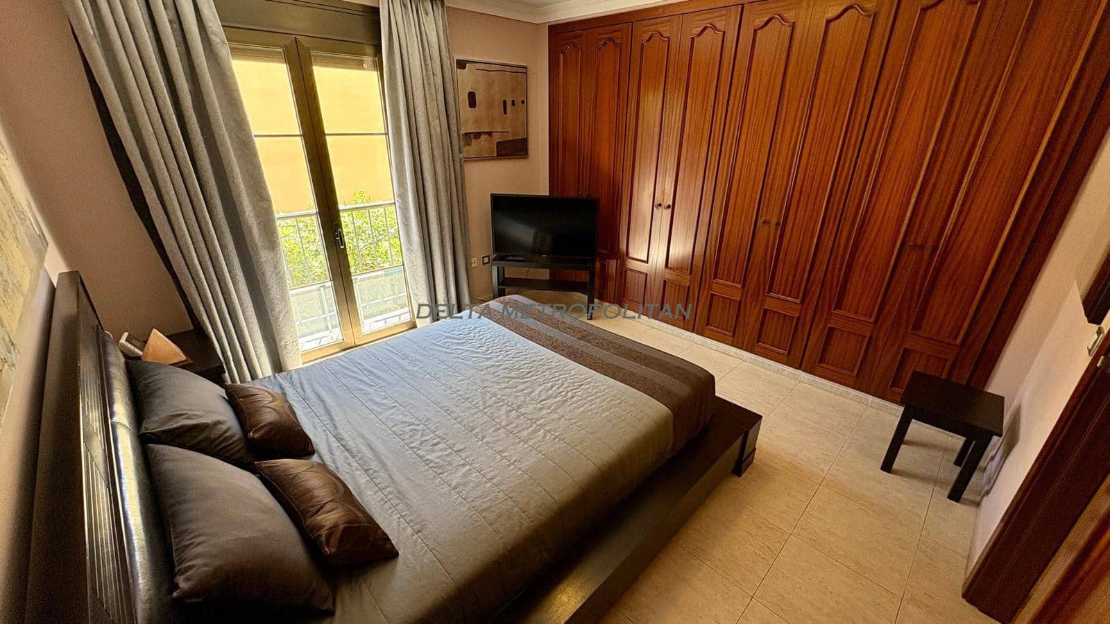 3 makuuhuone Huvila myytävänä paikassa Llano del Camello mukana uima-altaan 
autotalli - 357 000 € (Ref: 9447416)