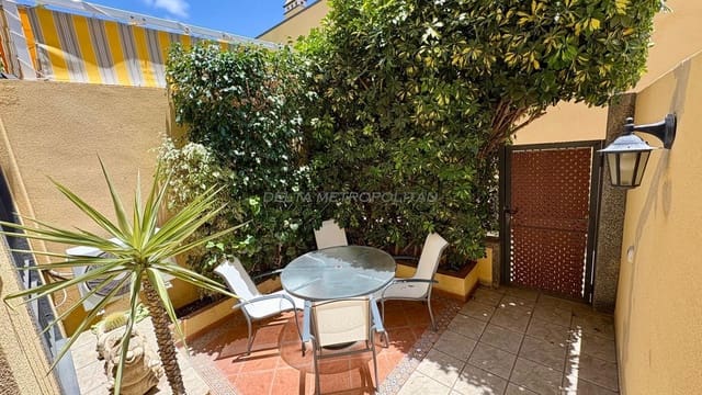 3 soveværelse Villa til salg i Llano del Camello, San Miguel de Abona med swimmingpool garage - € 357.000 (Ref: 9447416)