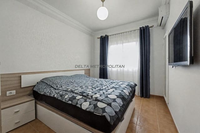 3 bedroom Apartment for sale in Llano del Camello, San Miguel de Abona with pool garage - € 299,000 (Ref: 9490860)