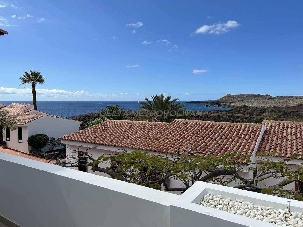 Apartamento de 2 habitaciones en Amarilla Golf en alquiler con piscina - 1.500 € (Ref: 9490861)